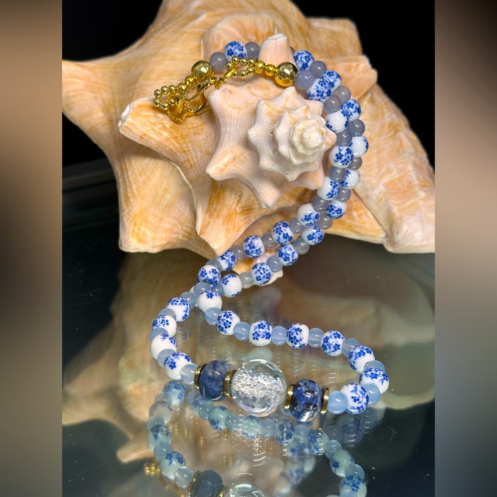 CHALCEDONY + HIMALAYAN RAINBOW NATURAL  STONES NECKLACE